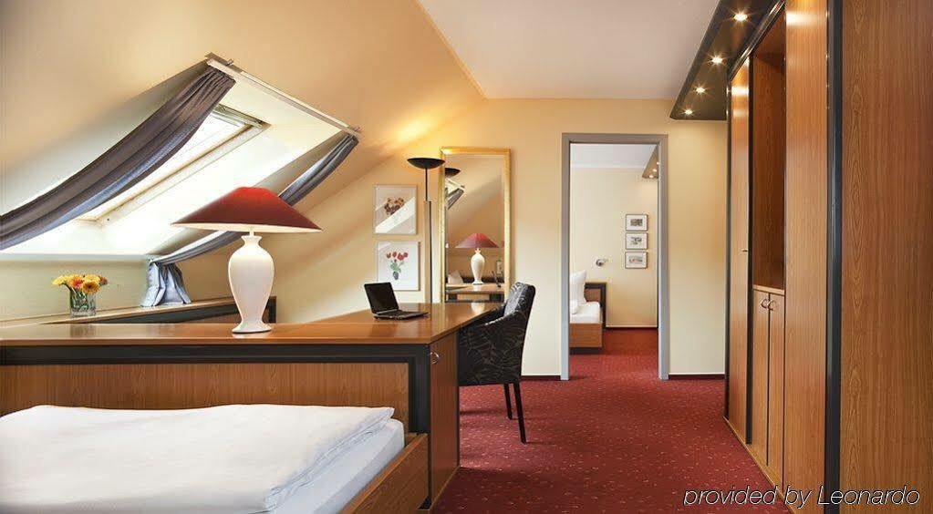 Comfort Hotel Ulm/Blaustein Экстерьер фото